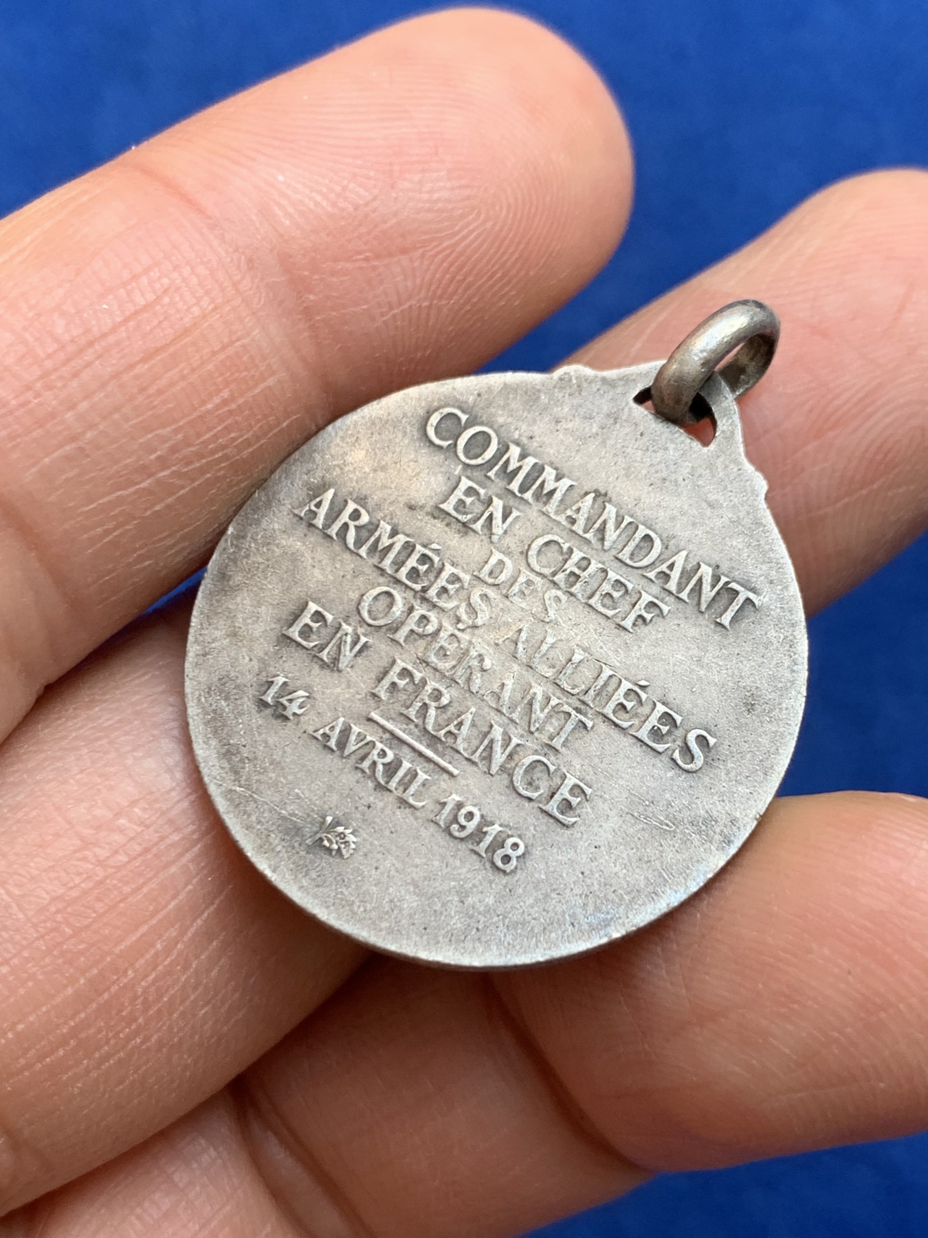 《竞宝斋》第238场-周日，周一，周二，周三 疯狂4连拍 (全场包邮) 法国 1918年 陆军统帅费迪南 8.19克 28mm