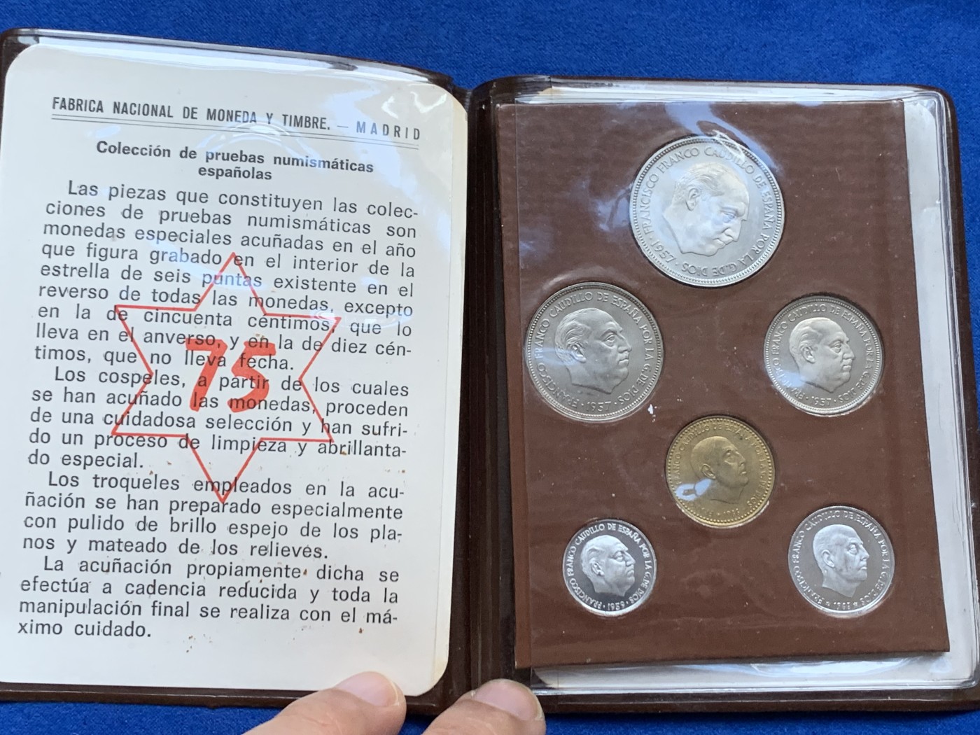 《竞宝斋》第238场-周日，周一，周二，周三 疯狂4连拍 (全场包邮) 西班牙1975独裁者弗朗哥6枚 套币，卡包