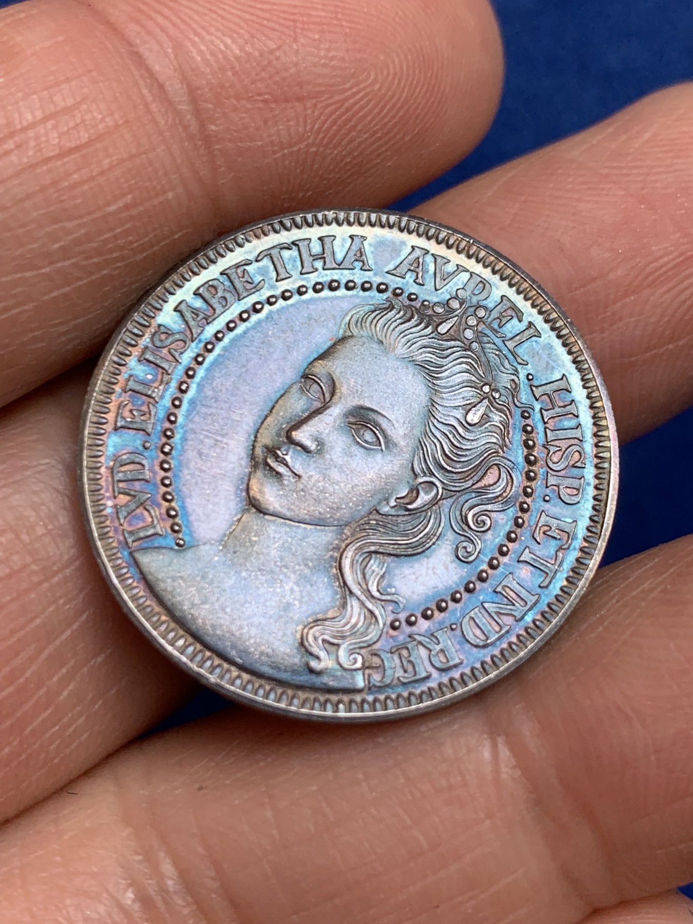 《竞宝斋》第238场-周日，周一，周二，周三 疯狂4连拍 (全场包邮) 西班牙 伊丽莎白·艾薇儿 925银章 7.14克 27mm