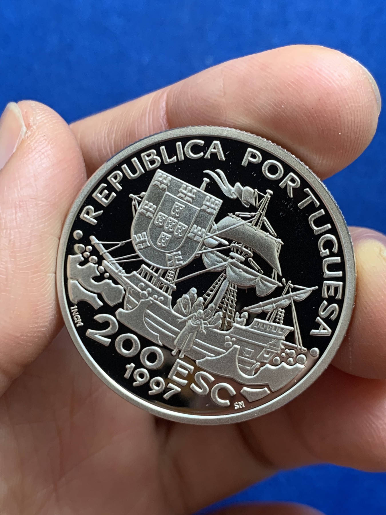 《竞宝斋》第238场-周日，周一，周二，周三 疯狂4连拍 (全场包邮) 葡萄牙1997年发现新大陆航海家系列200埃斯库多精制大银币  单枚26.5克 925银