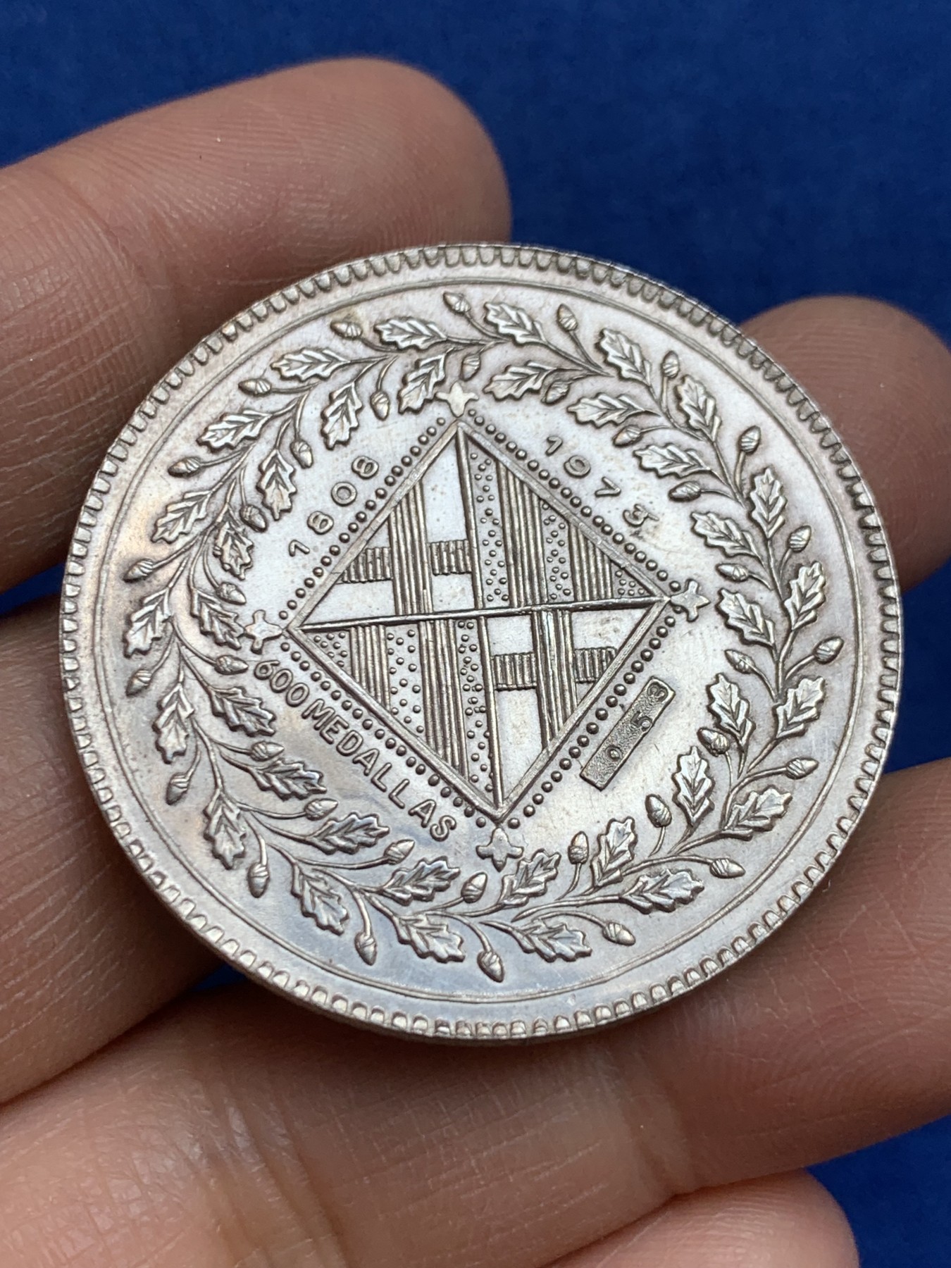 《竞宝斋》第238场-周日，周一，周二，周三 疯狂4连拍 (全场包邮) 西班牙 1973年 纪念巴塞罗那5比塞塔 银章 26.91克 39.7mm