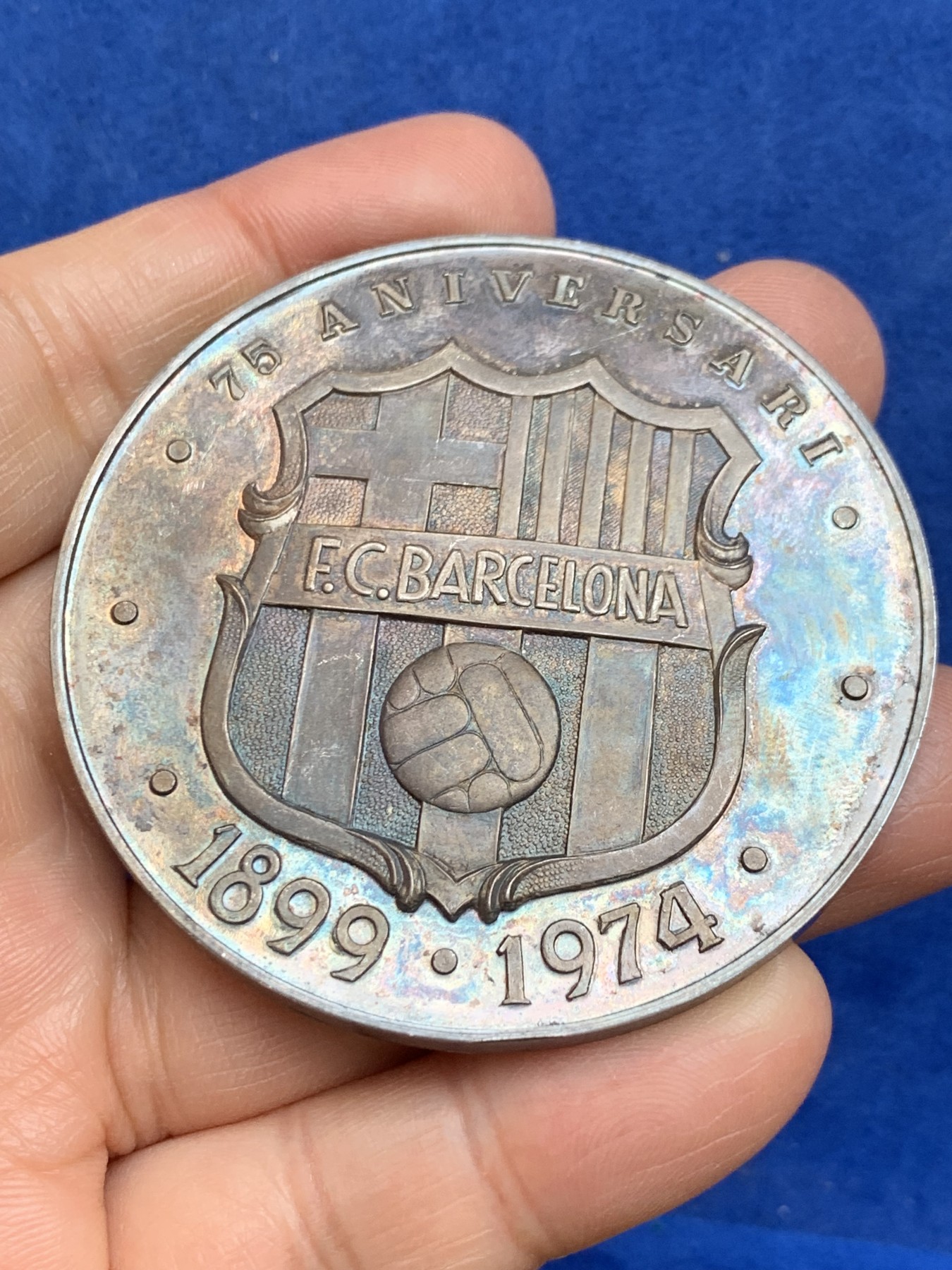 《竞宝斋》第238场-周日，周一，周二，周三 疯狂4连拍 (全场包邮) 西班牙 1974年 巴萨足球俱乐部大银章 69.85克 60.1mm