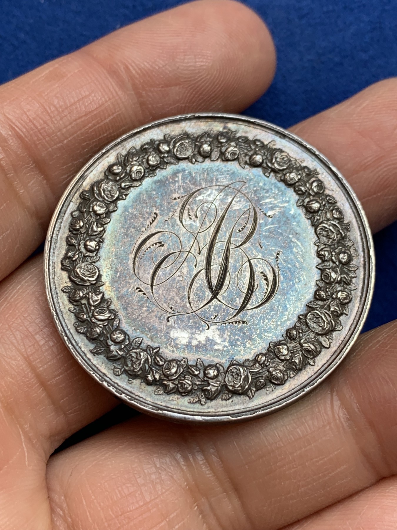 《竞宝斋》第238场-周日，周一，周二，周三 疯狂4连拍 (全场包邮) 法国 二十世纪初 结婚银章 24.82克 39.3mm