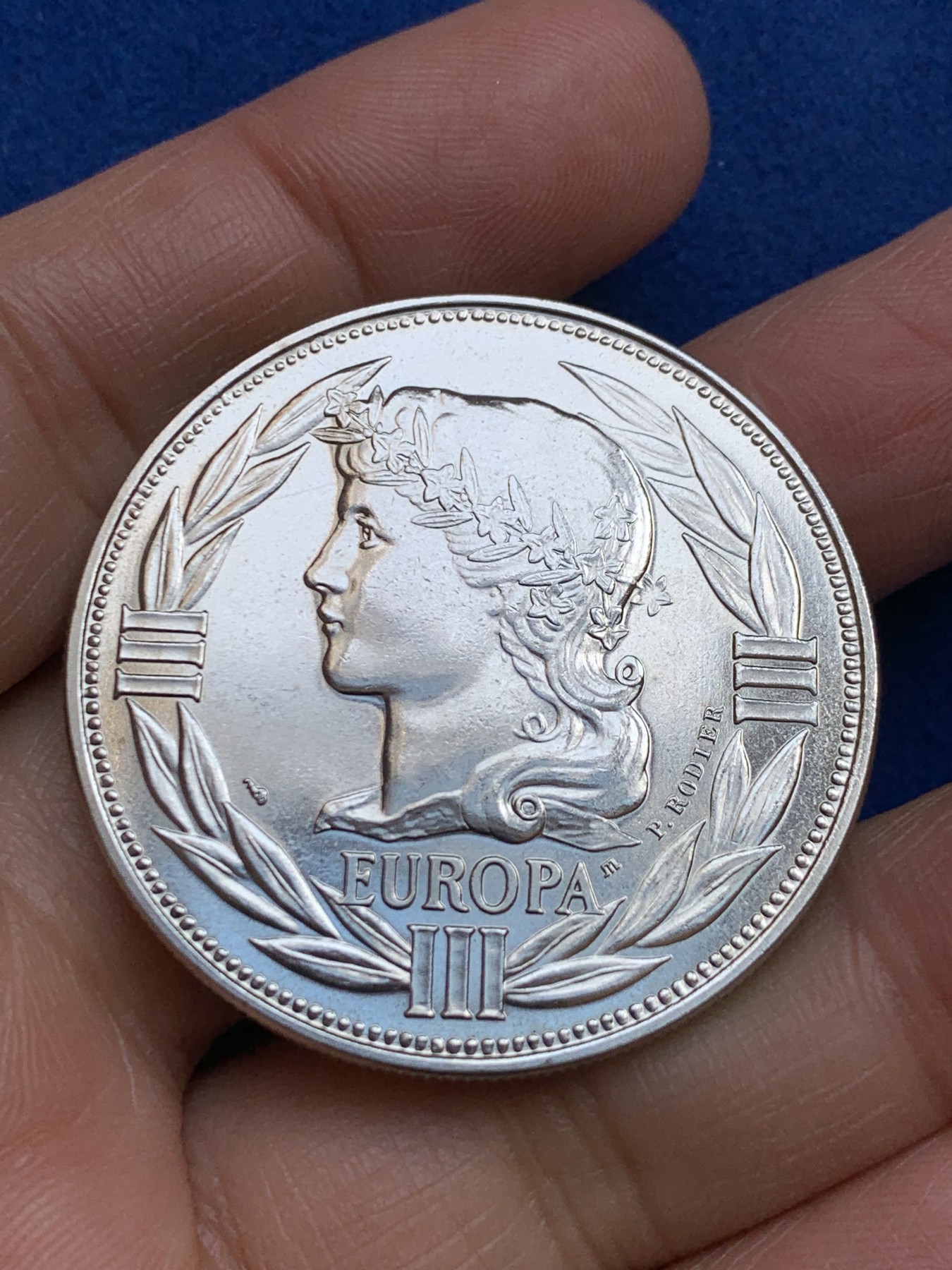 《竞宝斋》第238场-周日，周一，周二，周三 疯狂4连拍 (全场包邮) 法国 1985年 艾古镍币 30.54克 41.1mm