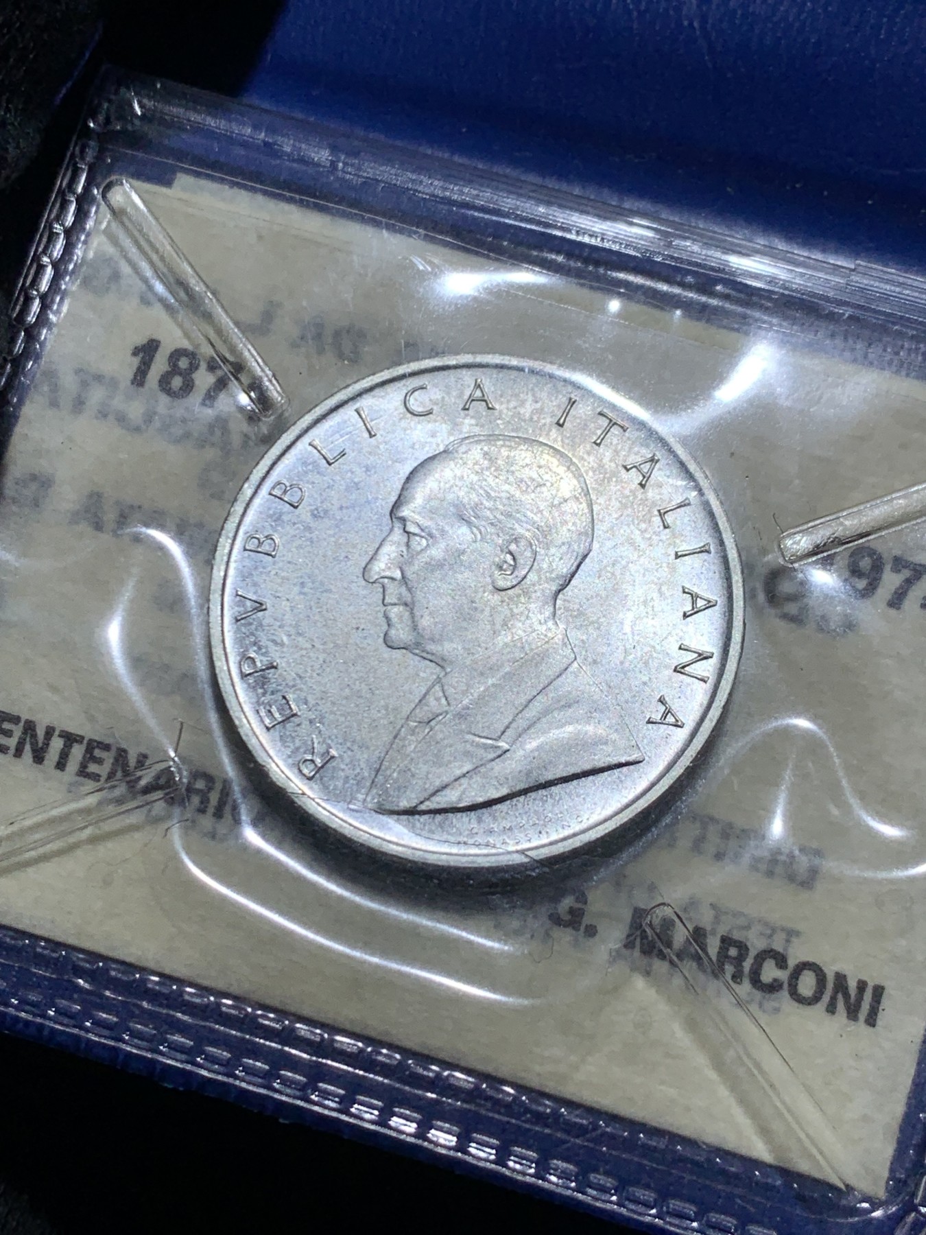 《竞宝斋》第238场-周日，周一，周二，周三 疯狂4连拍 (全场包邮) 全新原包装 意大利 1974年 500里拉 无线电报之父伽利尔摩·马可尼诞辰100周年精制纪念银币 背面意大利地图配无线电花纹很有设计感