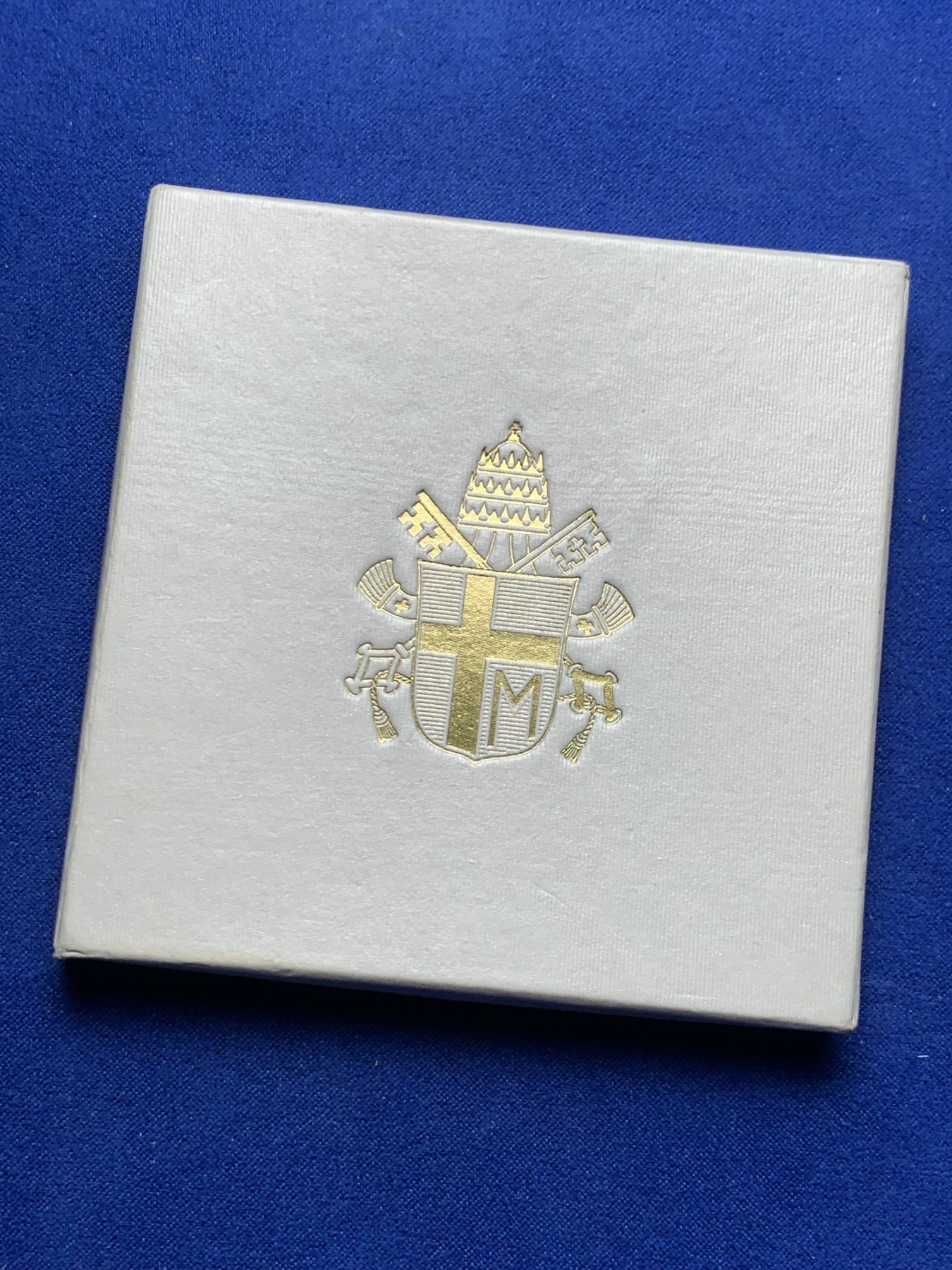 《竞宝斋》第238场-周日，周一，周二，周三 疯狂4连拍 (全场包邮) 梵蒂冈 1984 圣母玛利亚  500里拉银币 11克