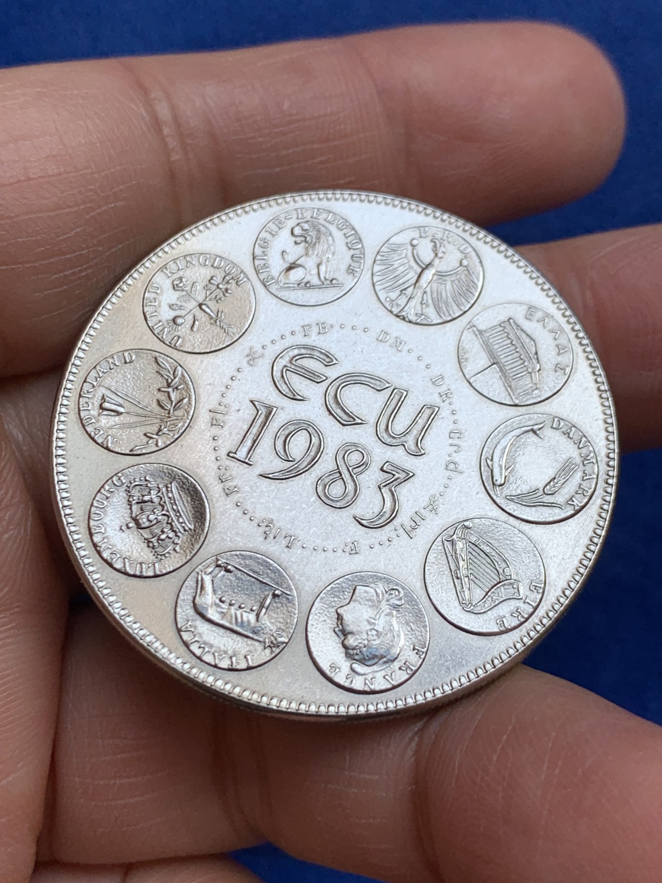 《竞宝斋》第238场-周日，周一，周二，周三 疯狂4连拍 (全场包邮) 法国 1983年 艾古镍币 30.41克 41.1mm