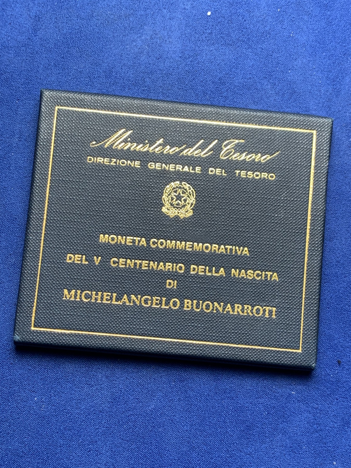 《竞宝斋》第238场-周日，周一，周二，周三 疯狂4连拍 (全场包邮) 意大利1975年500里拉米开朗基罗原册 带环彩 很好看