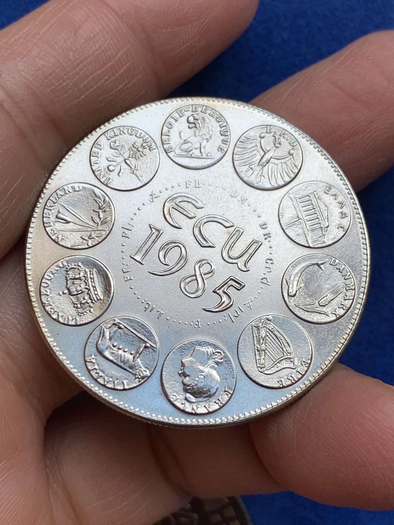 《竞宝斋》第238场-周日，周一，周二，周三 疯狂4连拍 (全场包邮) 法国 1985年 艾古镍币 30.54克 41.1mm