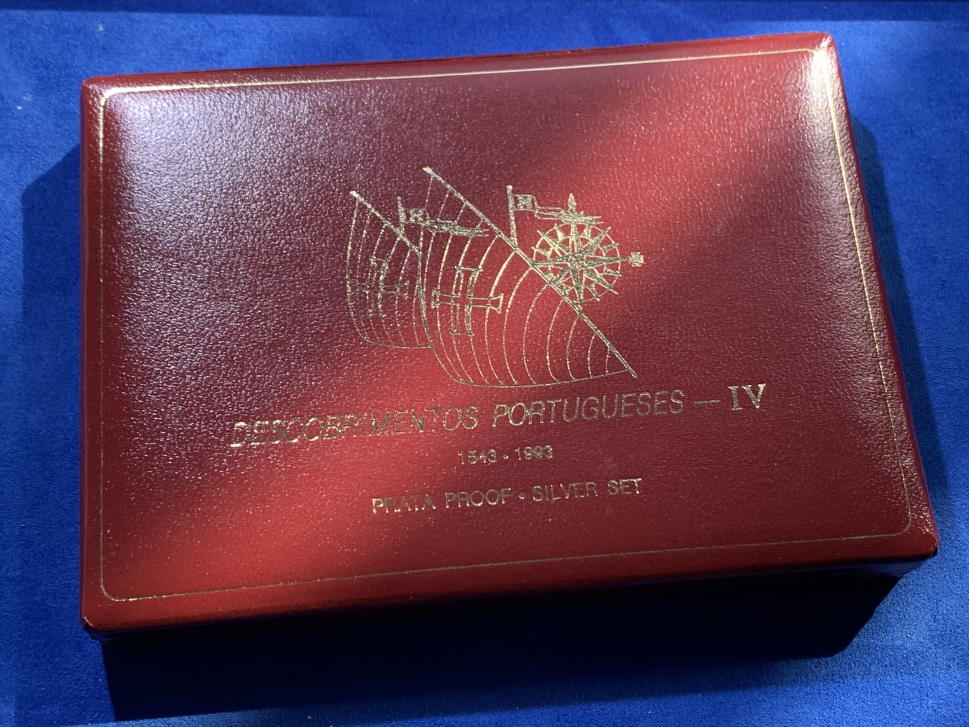 《竞宝斋》第238场-周日，周一，周二，周三 疯狂4连拍 (全场包邮) 原盒证书 葡萄牙 1993年葡日友好450周年纪念 200埃斯库多精制大银币 4枚套 单枚26.5克 总重106克 925银