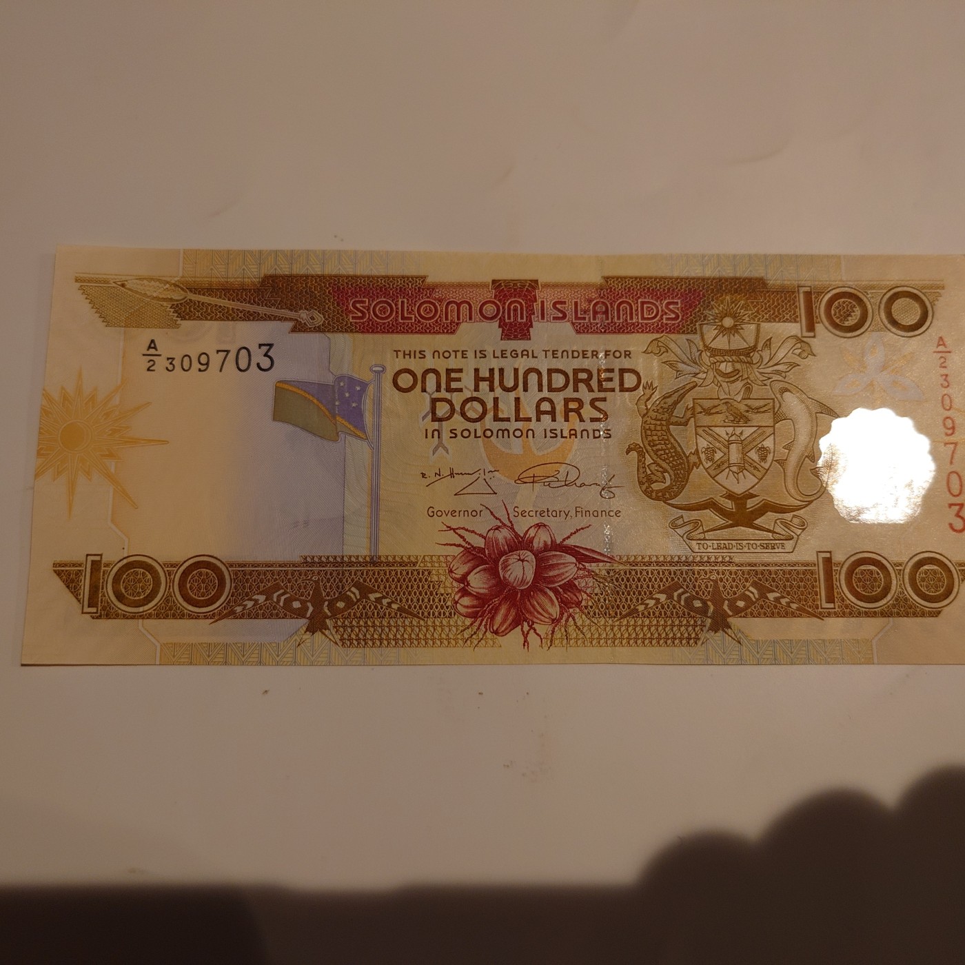 【世界钱币】精选微拍第90期暨2024年第一期 混合场 2006年所罗门群岛100 A2冠全新绝品无4尾号703