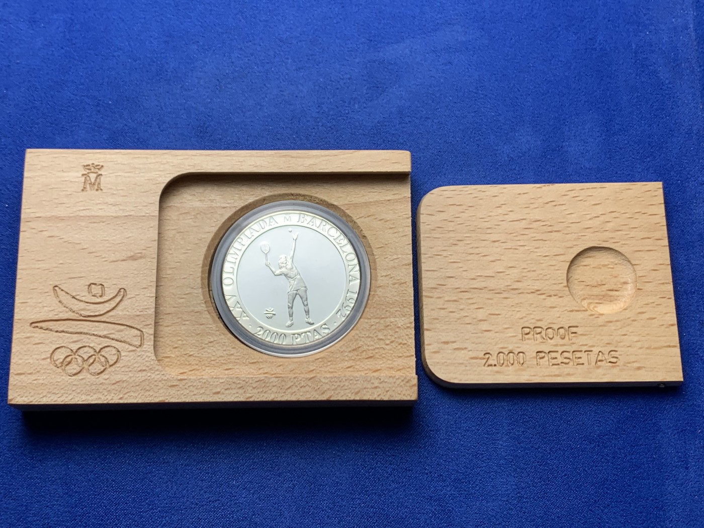 《竞宝斋》第238场-周日，周一，周二，周三 疯狂4连拍 (全场包邮) 西班牙1992年 巴塞罗那奥运会2000比塞塔 胡安·卡洛斯精制大银币 27克 925银