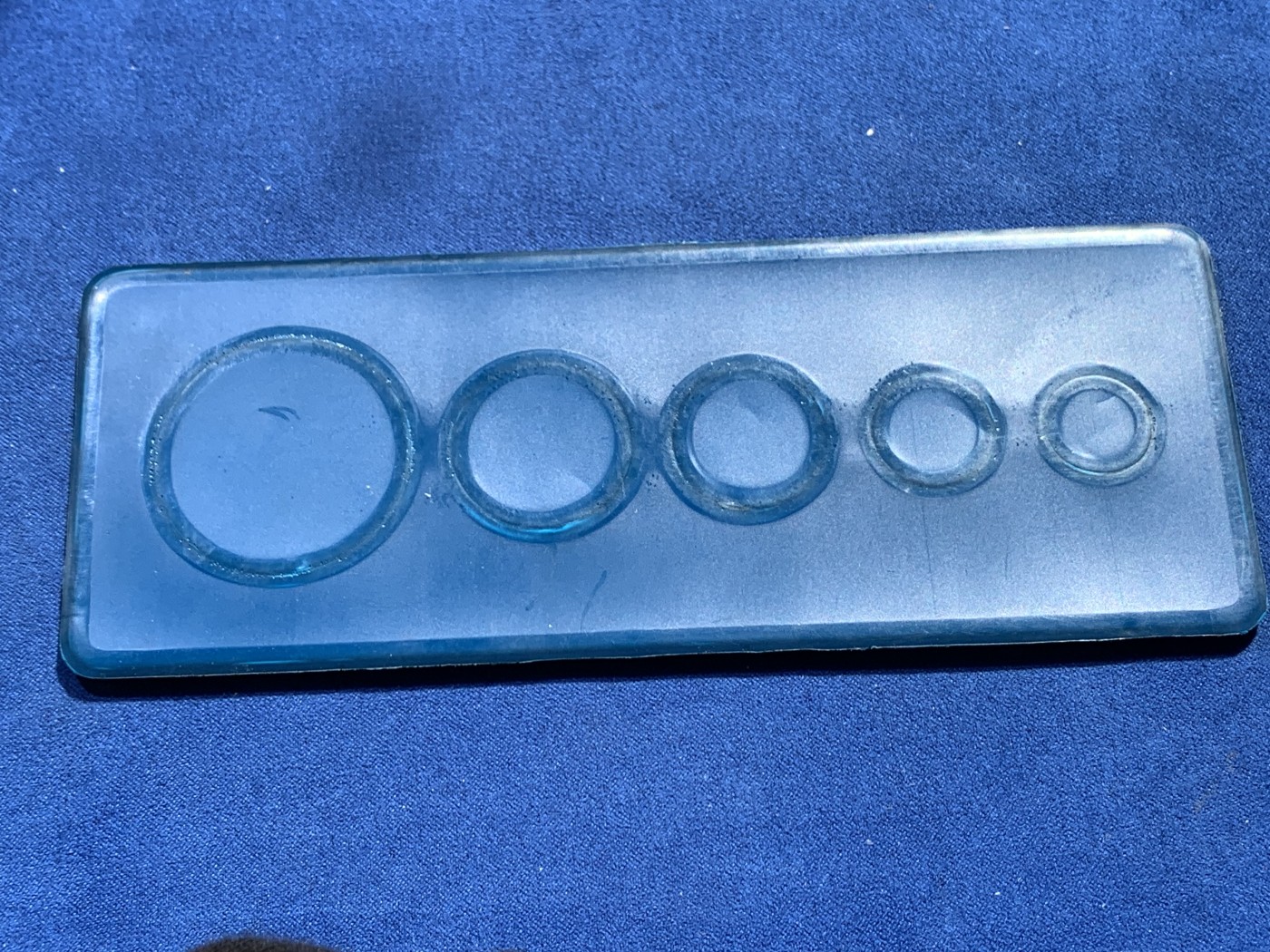 《竞宝斋》第238场-周日，周一，周二，周三 疯狂4连拍 (全场包邮) 委内瑞拉大小银币5枚套 从5玻利瓦尔主币到0.25B 少见