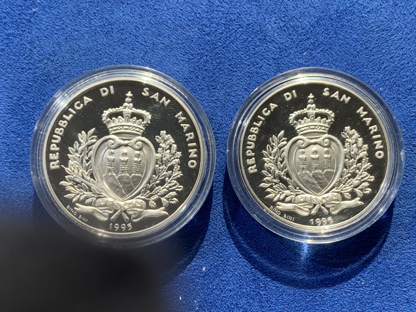 《竞宝斋》第238场-周日，周一，周二，周三 疯狂4连拍 (全场包邮) 圣马力诺 1995 银币一对 5000+10000里拉套币  22克+18克