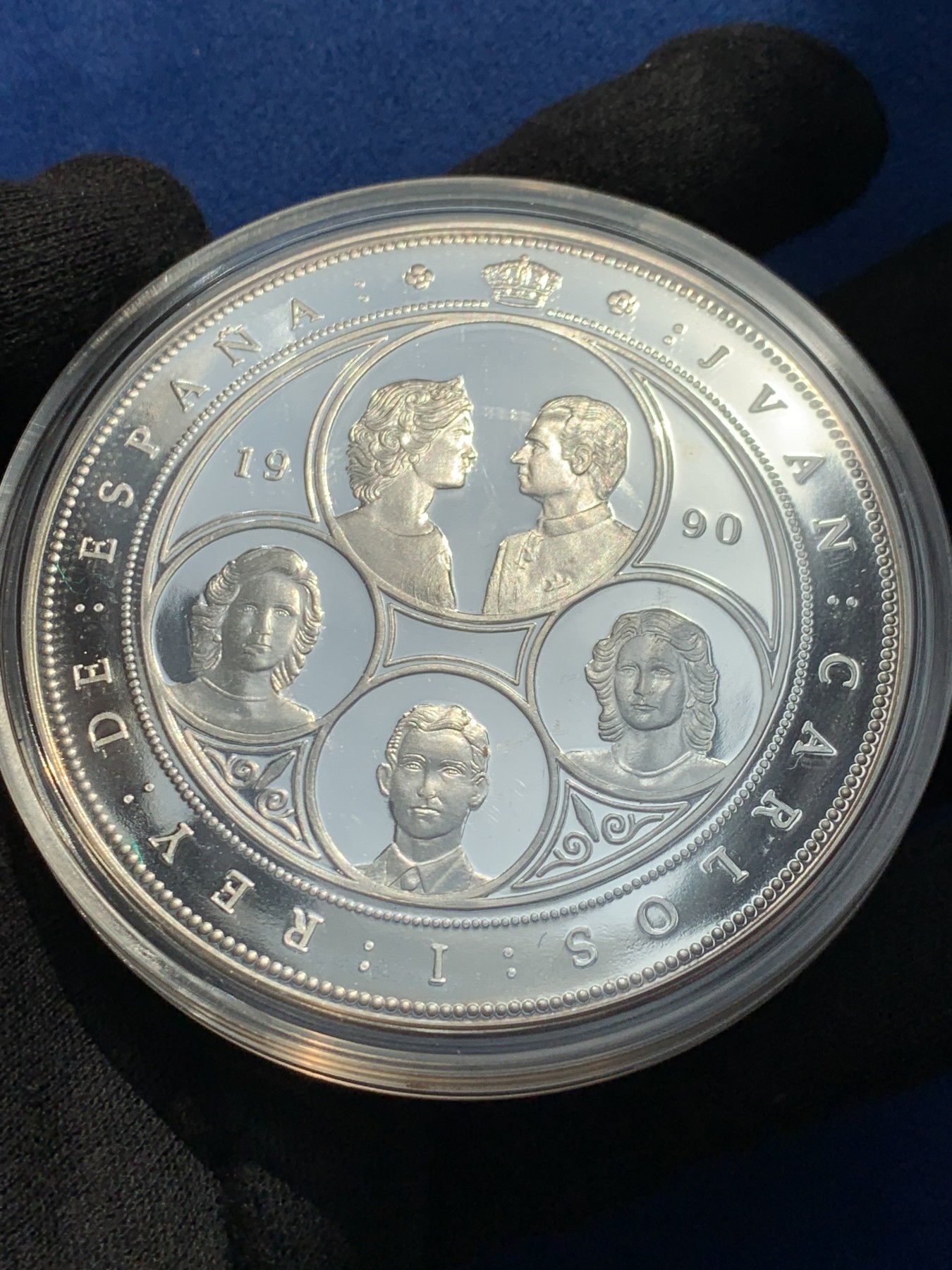 《竞宝斋》第238场-周日，周一，周二，周三 疯狂4连拍 (全场包邮) 西班牙 1990年 皇室家谱和诺贝尔获奖者图谱 10000比塞塔 168.75克 0.925银 精制