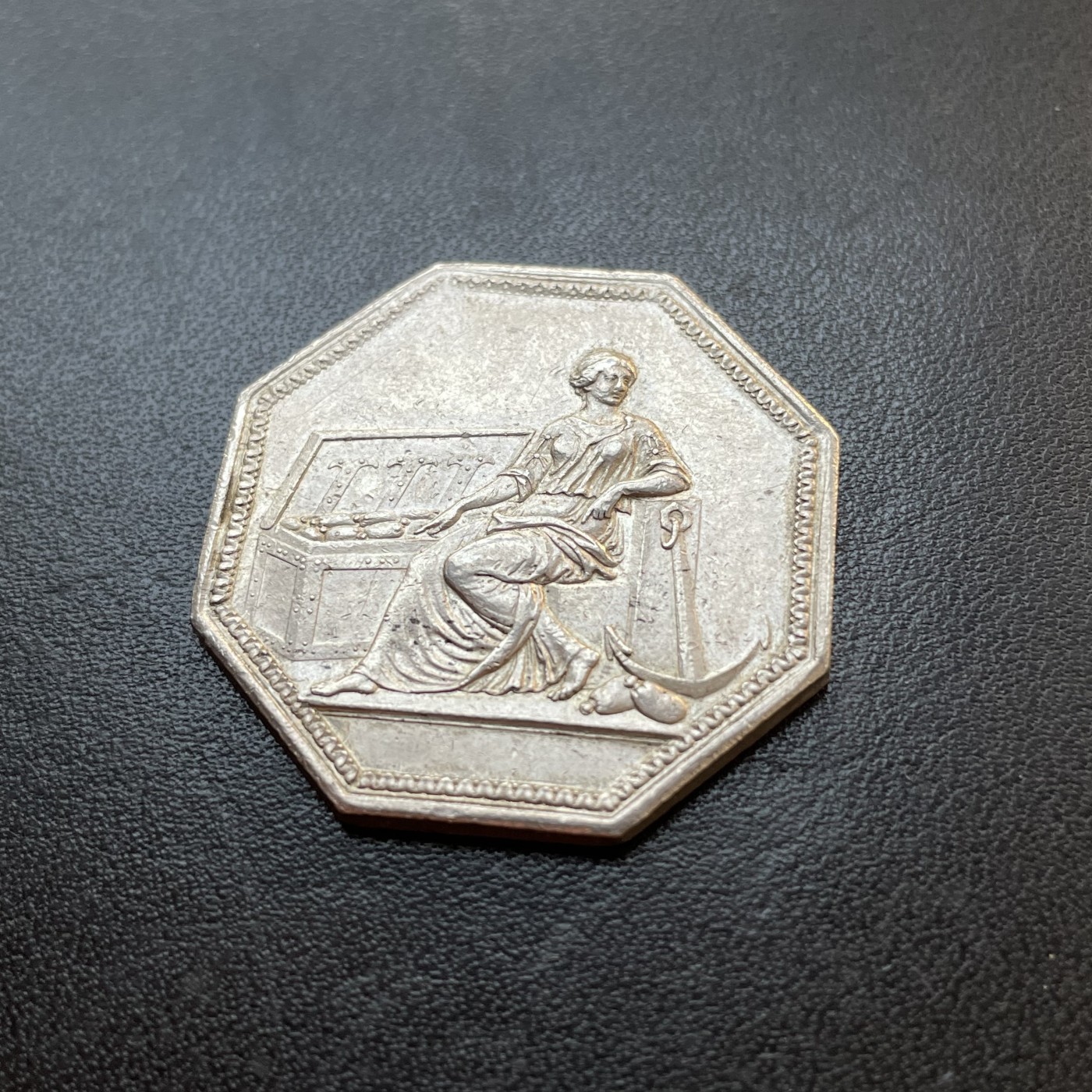 「木头集藏」章牌专场-第37期 Galle～法国巴黎证券交易所商业经纪人银章 直径：34mm，15.6 g，1832年前无边铭版本。