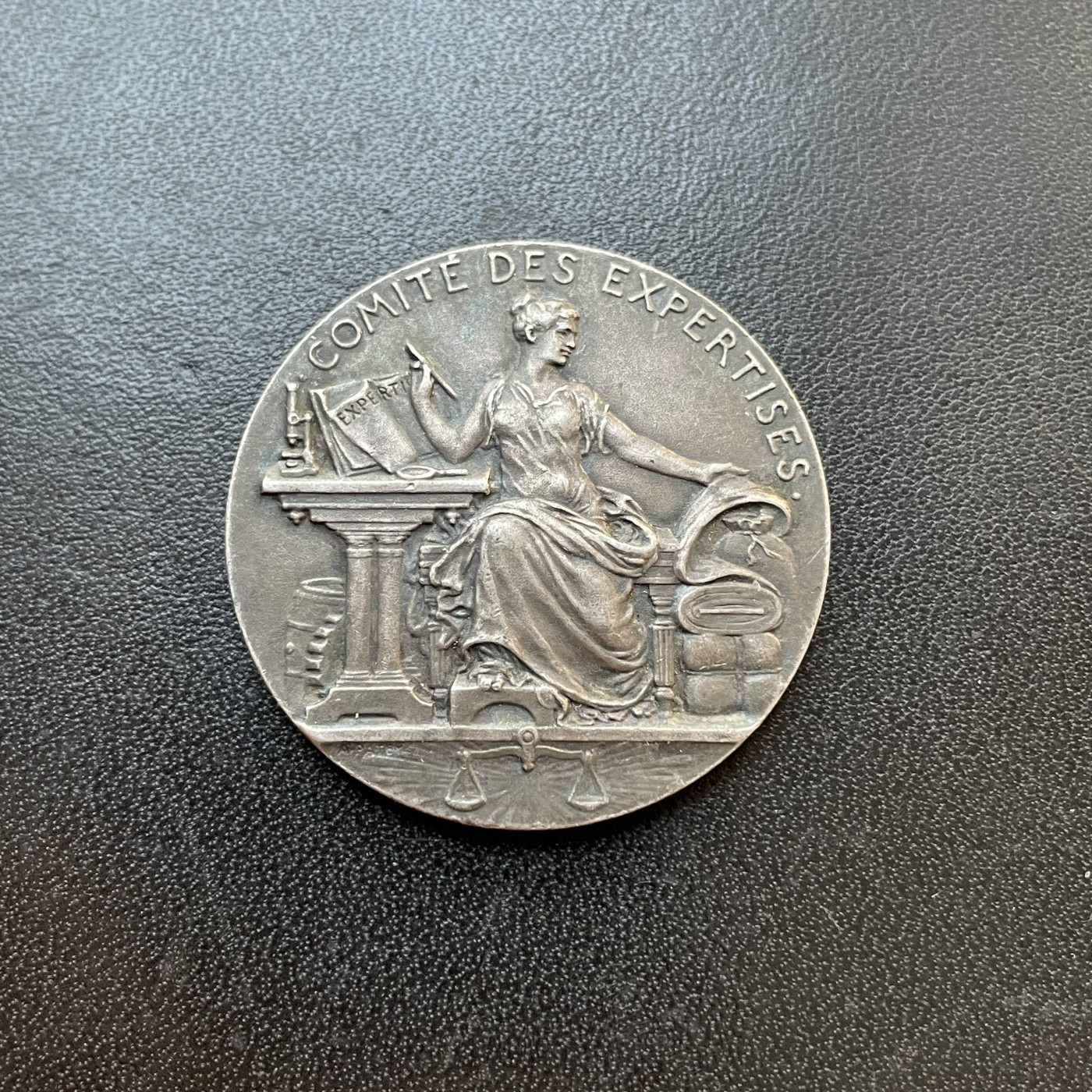 「木头集藏」章牌专场-第37期 Patey～法国对外贸易委员会银章 直径：33 mm，15.9 g，边铭：丰饶角 1 ARGENT，品相不错