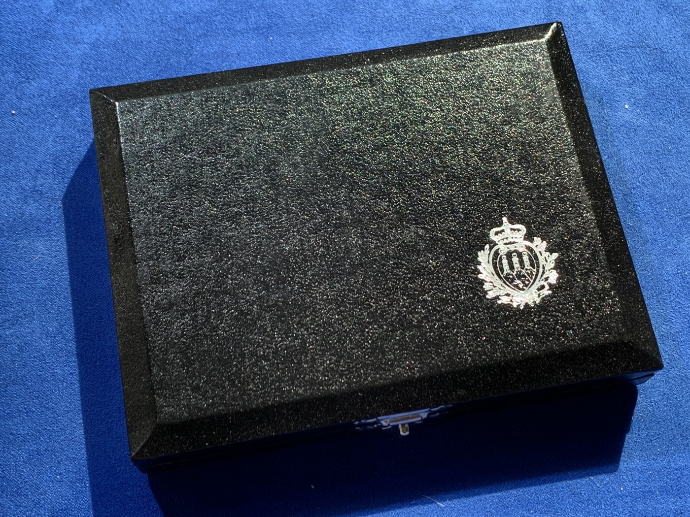 《竞宝斋》第238场-周日，周一，周二，周三 疯狂4连拍 (全场包邮) 圣马力诺 1982 500+1000里拉 银币套装