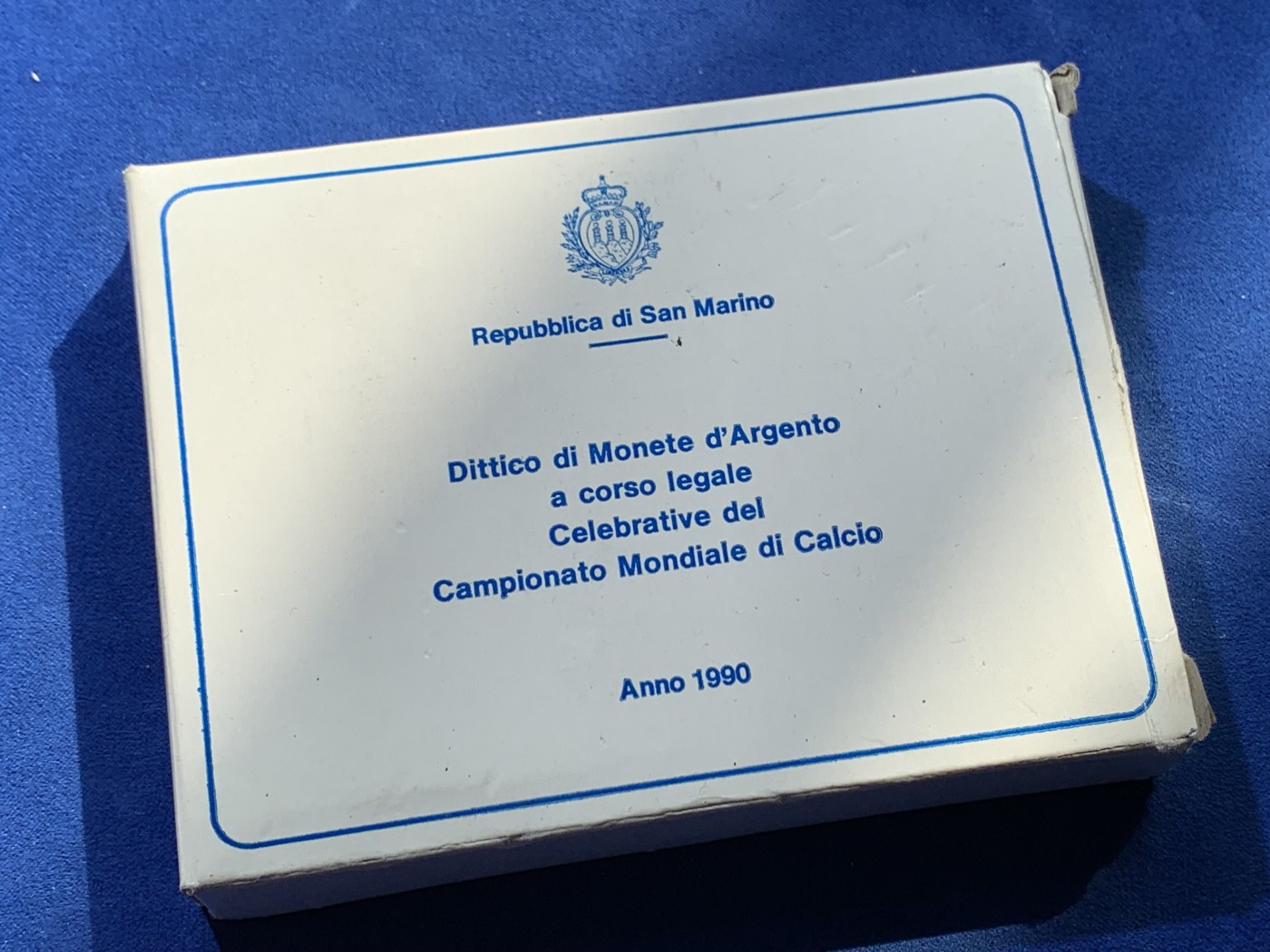 《竞宝斋》第238场-周日，周一，周二，周三 疯狂4连拍 (全场包邮) 圣马力诺 1990 500+1000里拉 银币套装