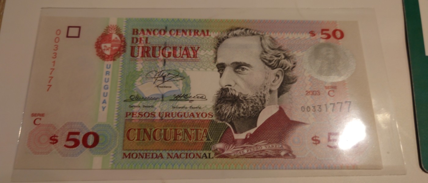 【世界钱币】精选微拍第90期暨2024年第一期 混合场 2003年乌拉圭50 纸币全新绝品 无4豹子号777