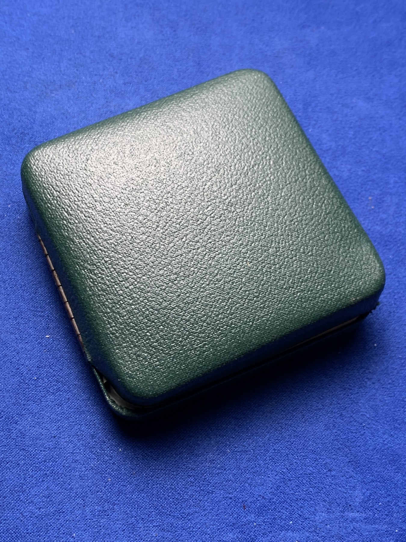 《竞宝斋》第238场-周日，周一，周二，周三 疯狂4连拍 (全场包邮) 英国 2镑银币 15.98克 少见品种