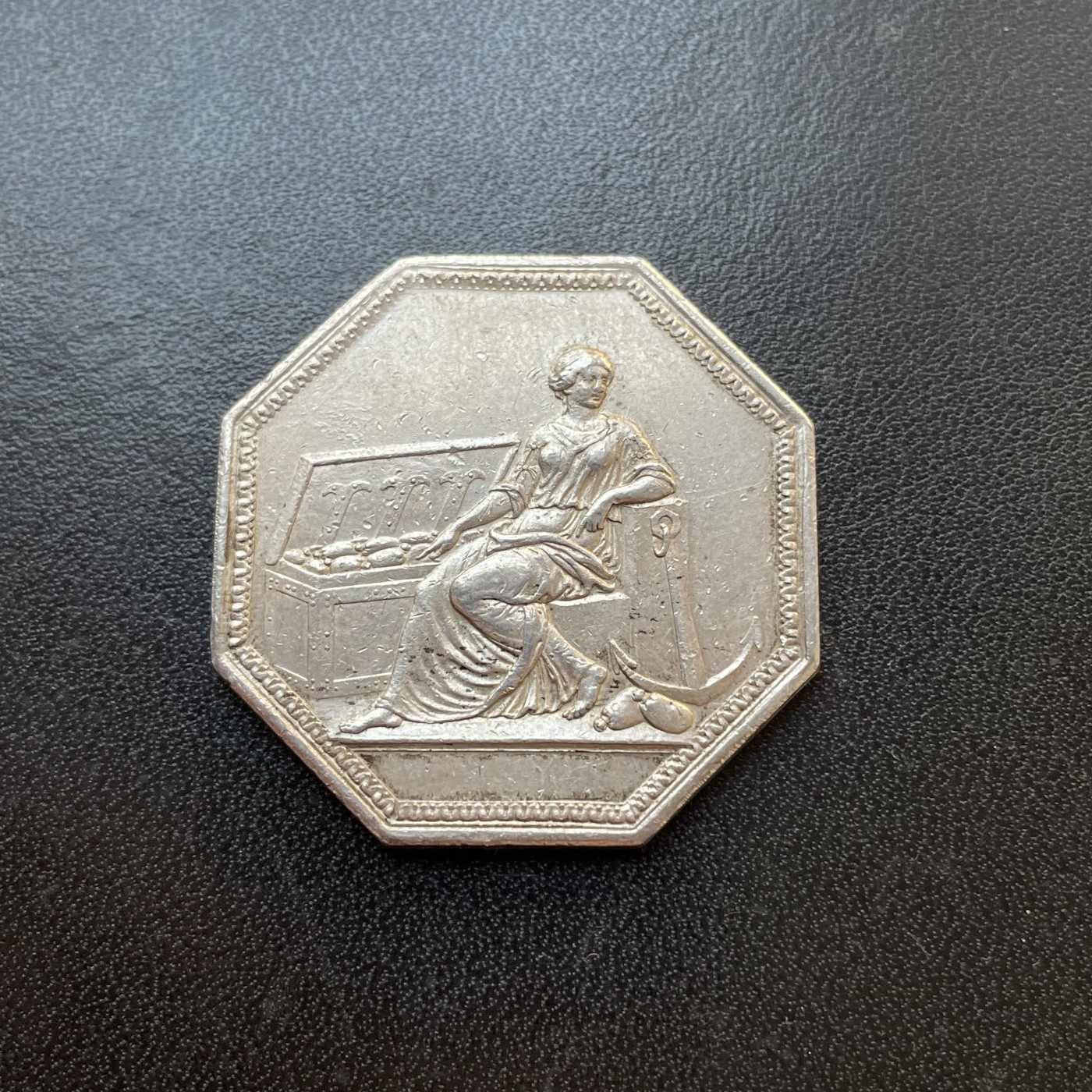 「木头集藏」章牌专场-第37期 Galle～法国巴黎证券交易所商业经纪人银章 直径：34mm，15.6 g，1832年前无边铭版本。