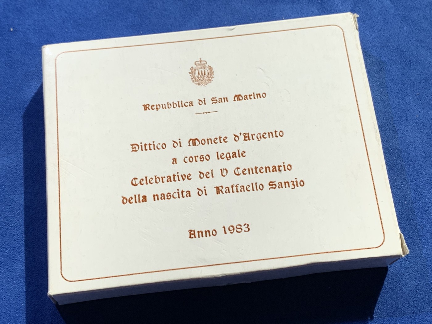 《竞宝斋》第238场-周日，周一，周二，周三 疯狂4连拍 (全场包邮) 圣马力诺 1983 500+1000里拉 银币套装