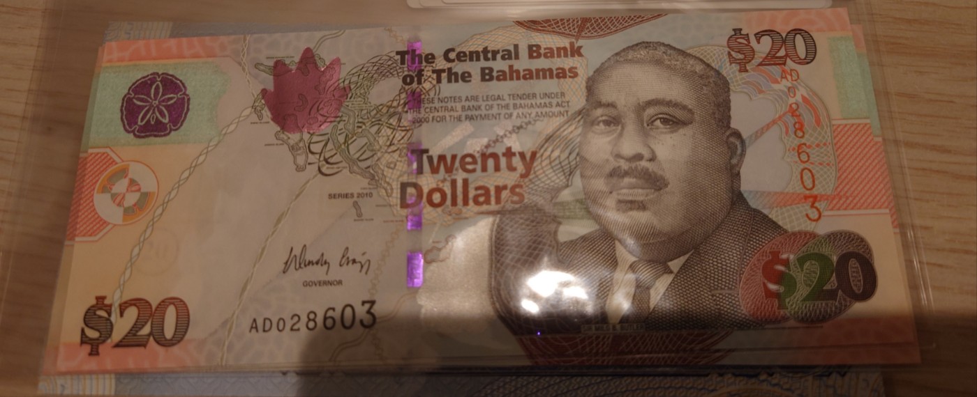 【世界钱币】精选微拍第90期暨2024年第一期 混合场 2010年巴哈马20元 全新绝品无47尾号603