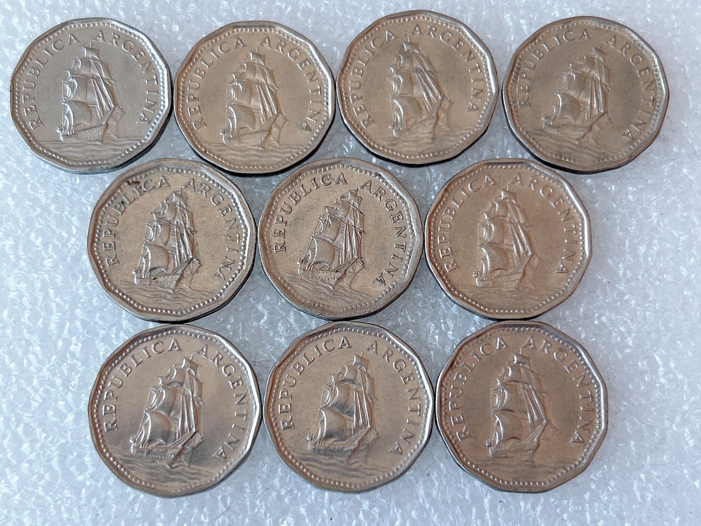 第一海外回流一元起拍收藏 本月最后一期 第61期 阿根廷60年代5分帆船 10枚