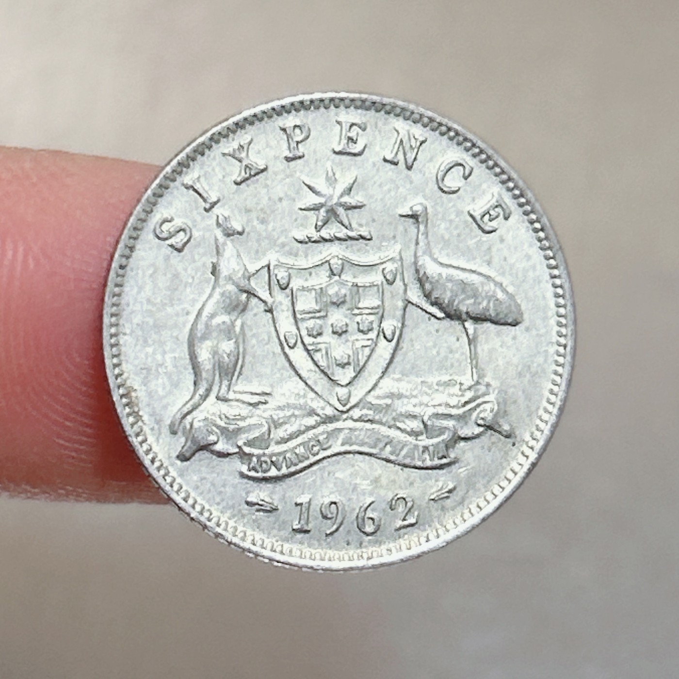 第一海外回流一元起拍收藏 本月最后一期 第61期 澳大利亚1962年6便士银币 伊丽莎白二世 2.8g