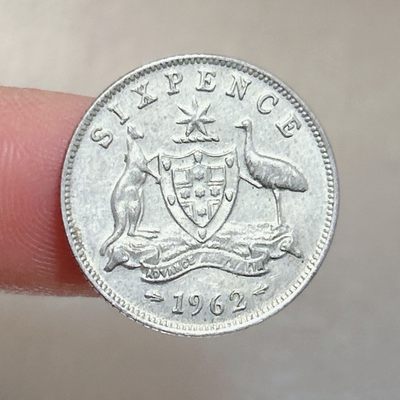 第一海外回流一元起拍收藏 本月最后一期 第61期 - 澳大利亚1962年6便士银币 伊丽莎白二世 2.8g