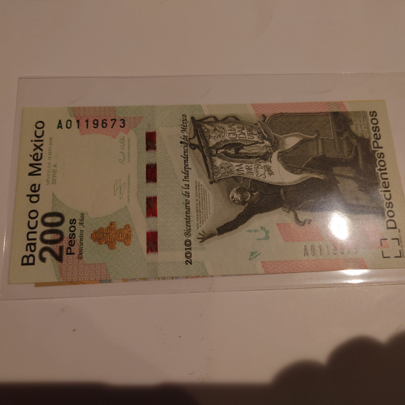 【世界钱币】精选微拍第90期暨2024年第一期 混合场 2008年墨西哥200比索纪念钞 首发A冠全新绝品无4