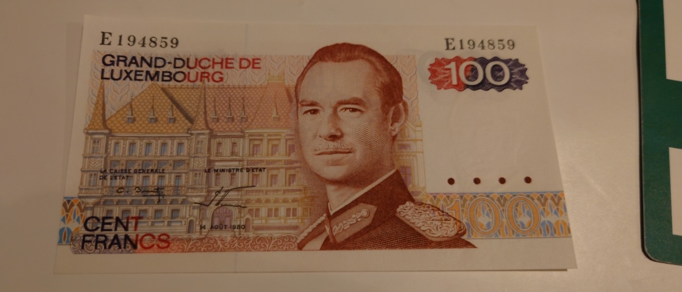 【世界钱币】精选微拍第90期暨2024年第一期 混合场 1980年卢森堡100 初版 全新绝品尾号859
