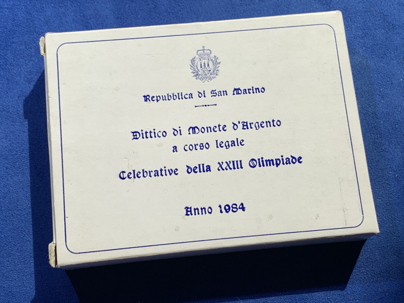 《竞宝斋》第238场-周日，周一，周二，周三 疯狂4连拍 (全场包邮) 圣马力诺 1984 500+1000里拉 银币套装