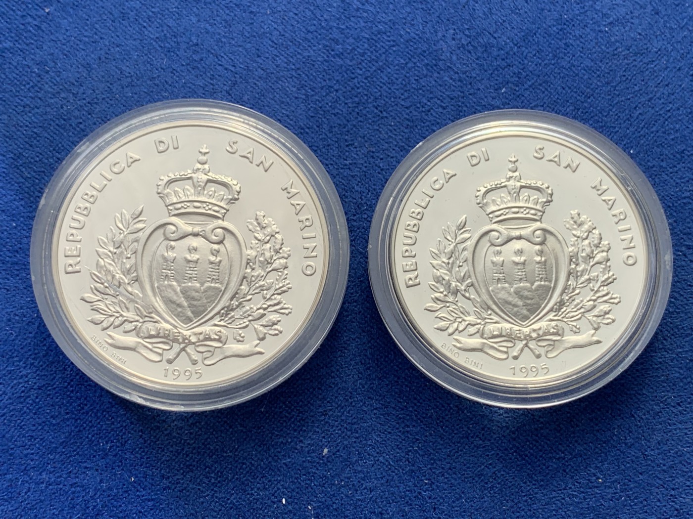 《竞宝斋》第238场-周日，周一，周二，周三 疯狂4连拍 (全场包邮) 圣马力诺 1995 银币一对 5000+10000里拉套币  22克+18克