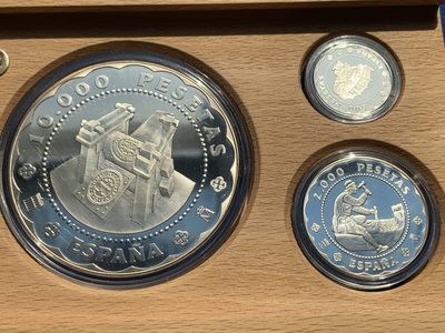 《竞宝斋》第238场-周日，周一，周二，周三 疯狂4连拍 (全场包邮) - 西班牙 2001 皇家造币厂 3枚套 168.75+27+6.75=202.5克  925银