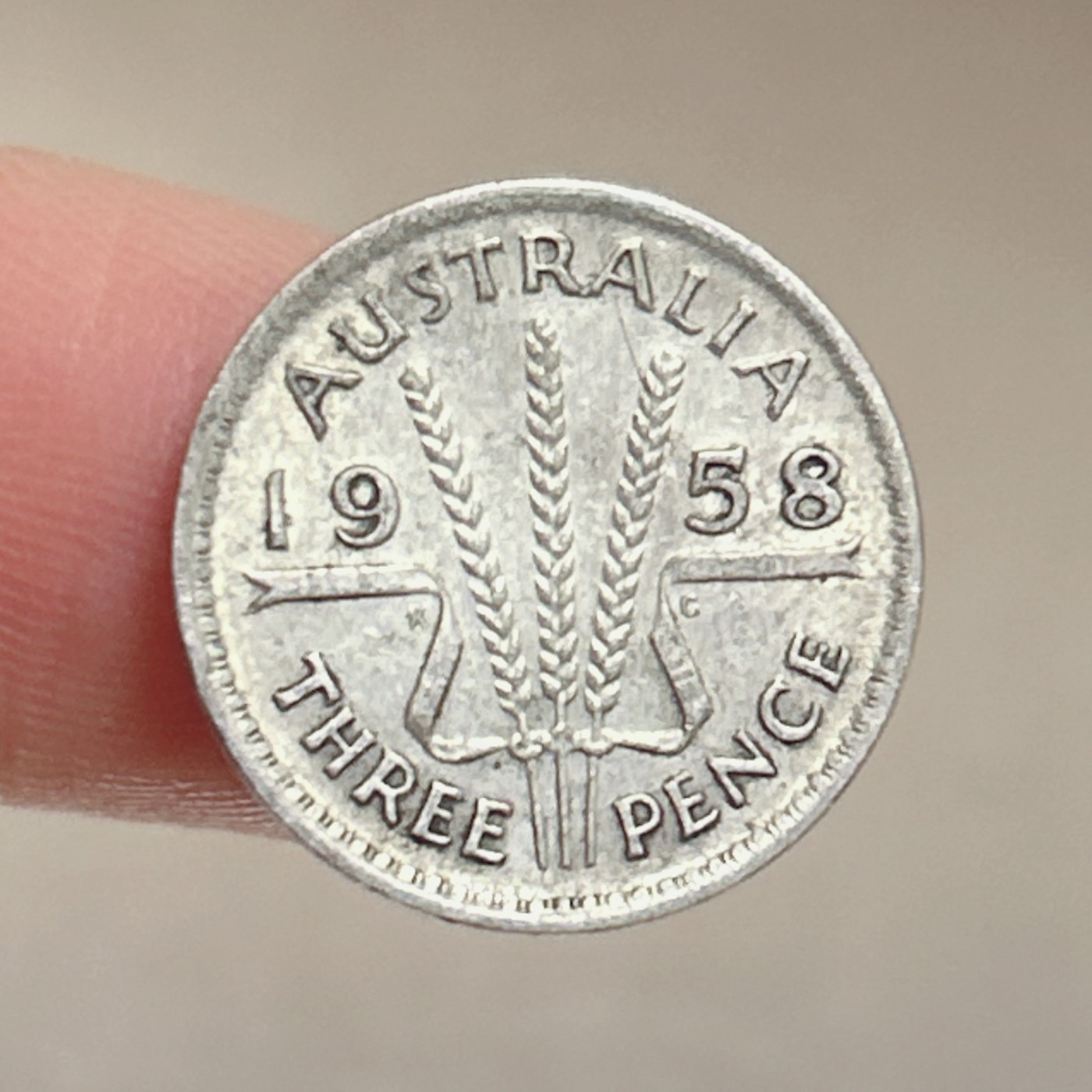 第一海外回流一元起拍收藏 本月最后一期 第61期 澳大利亚1958年3便士银币 小麦银币 伊丽莎白二世 1.4g