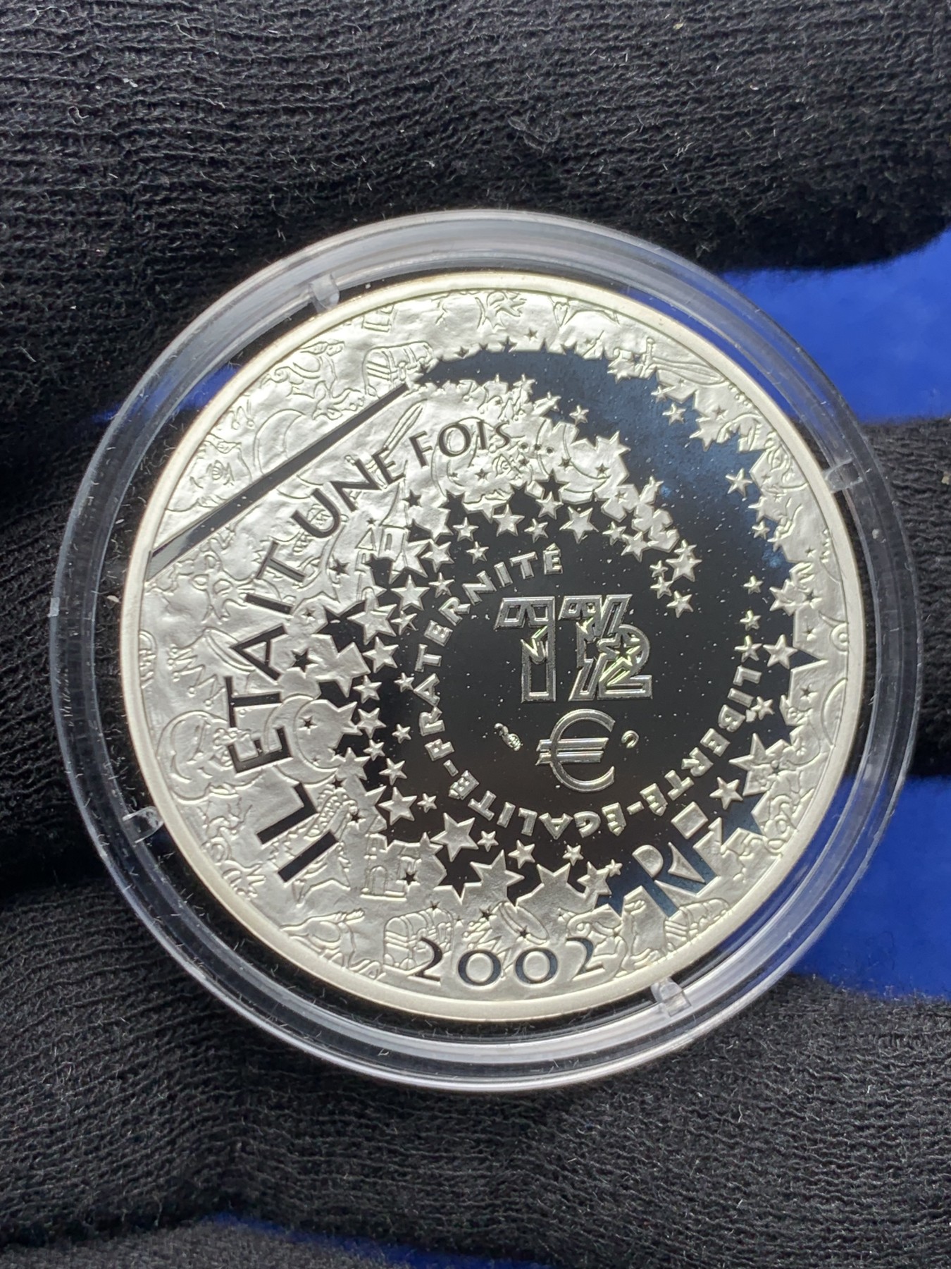 《竞宝斋》第238场-周日，周一，周二，周三 疯狂4连拍 (全场包邮) 法国 2002 白雪公主 1½欧元 彩印纪念币 22.2克