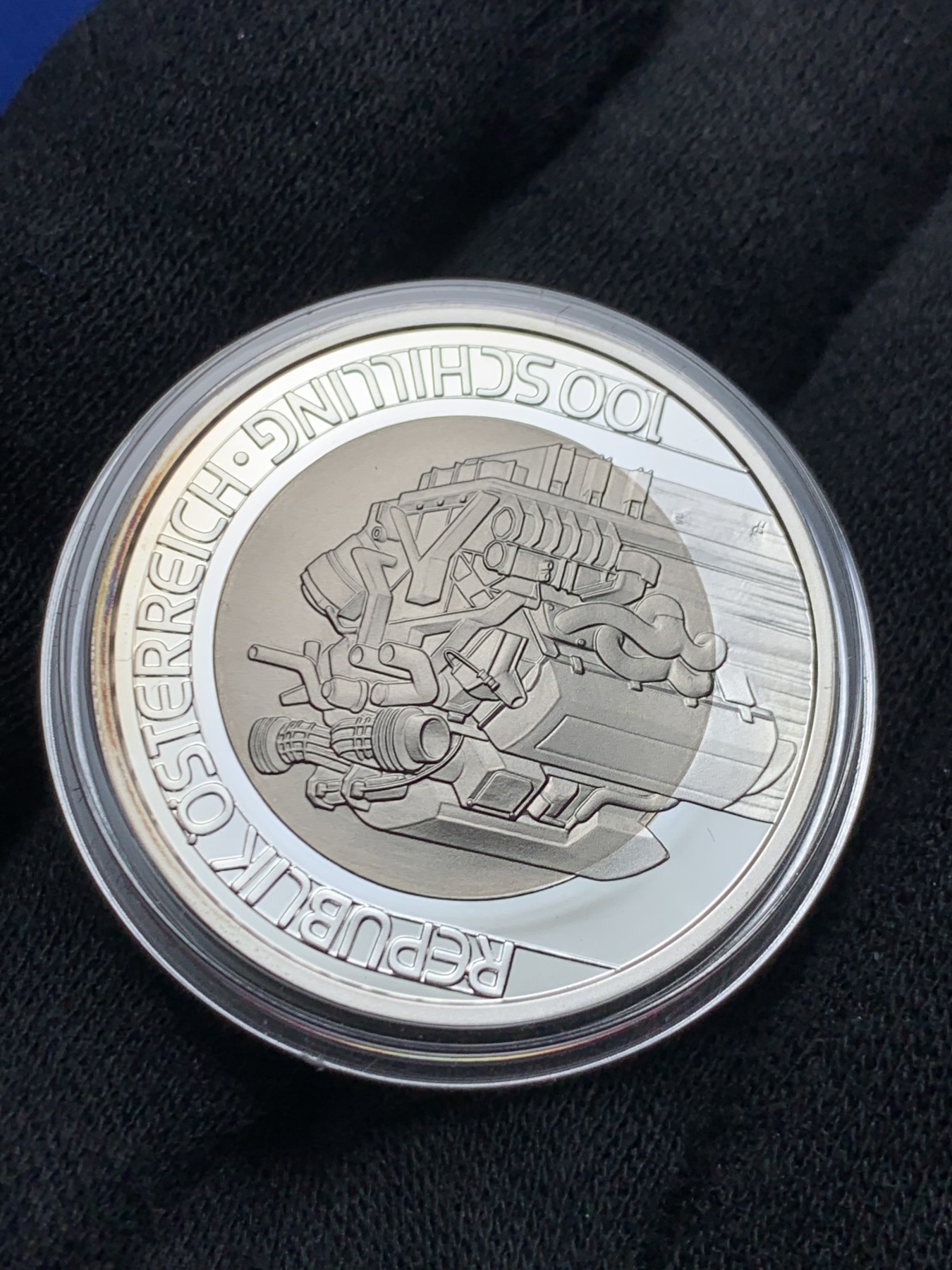 《竞宝斋》第238场-周日，周一，周二，周三 疯狂4连拍 (全场包邮) 奥地利 2001 银钛双金属 100先令 银币 少见品种