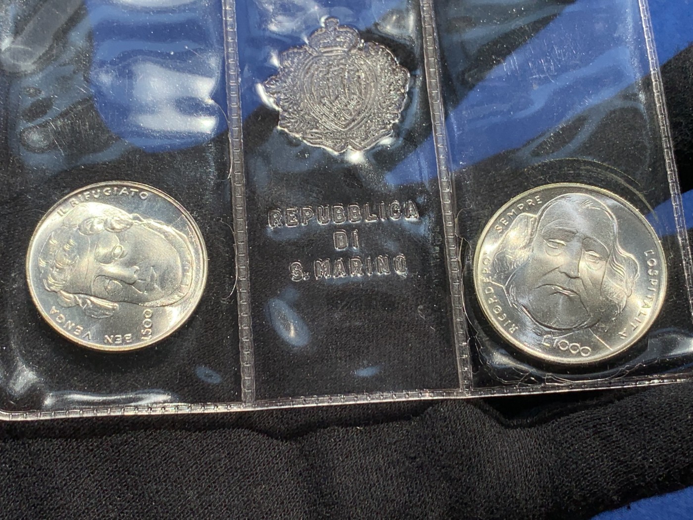 《竞宝斋》第238场-周日，周一，周二，周三 疯狂4连拍 (全场包邮) 圣马力诺 1982 500+1000里拉 银币套装