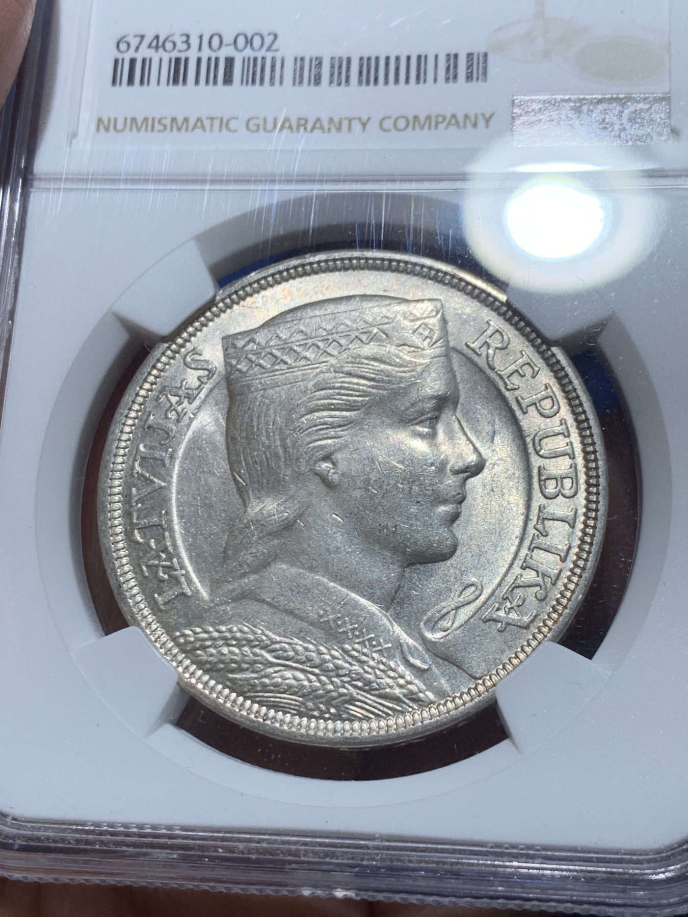 《竞宝斋》第238场-周日，周一，周二，周三 疯狂4连拍 (全场包邮) NGC MS62 拉脱维亚 1931年 谷物女神 5拉特大银币