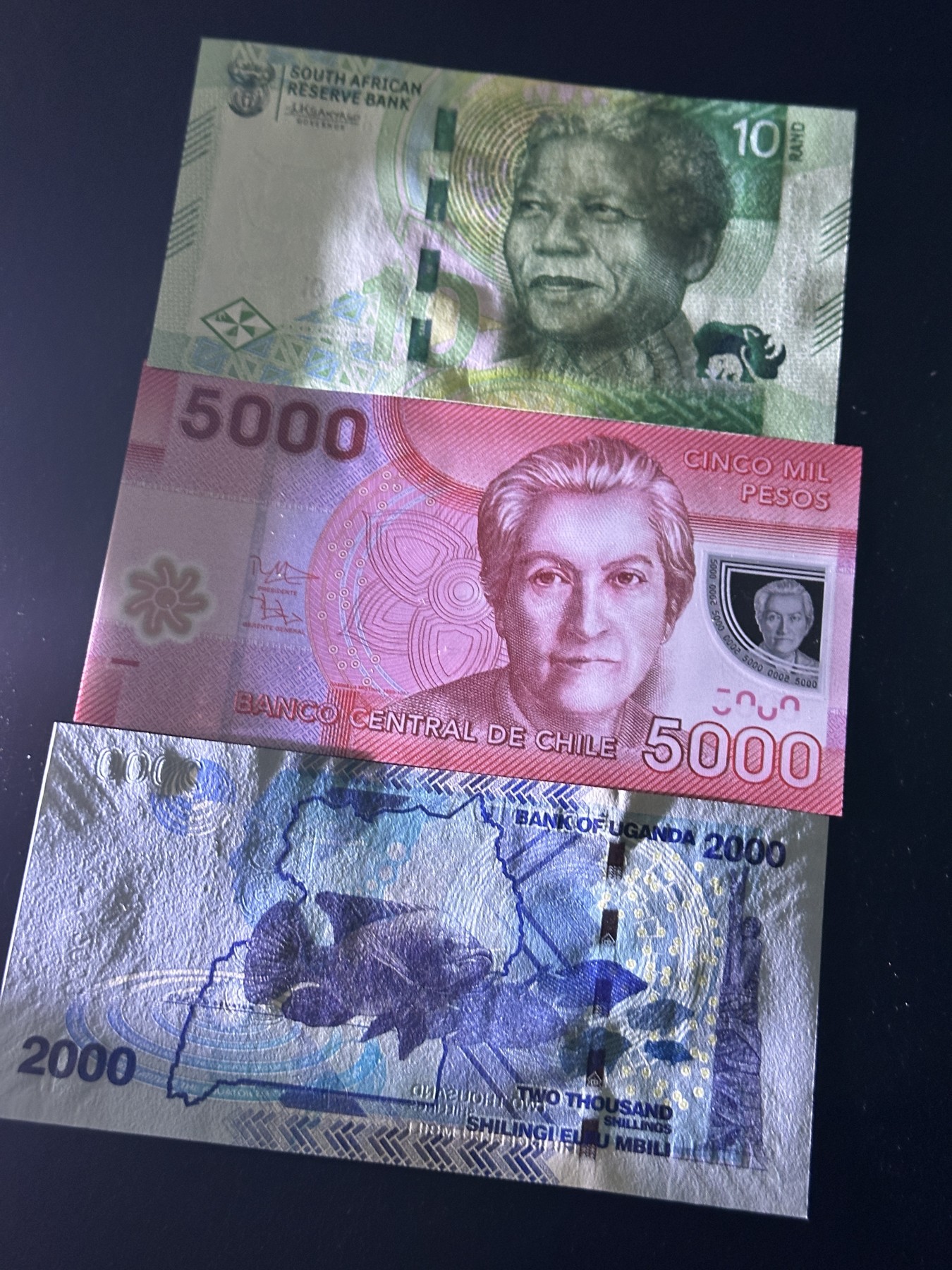 《外钞收藏家》第三百三十五期（连拍第二场） 南非、智利、乌干达三张一起 全新UNC