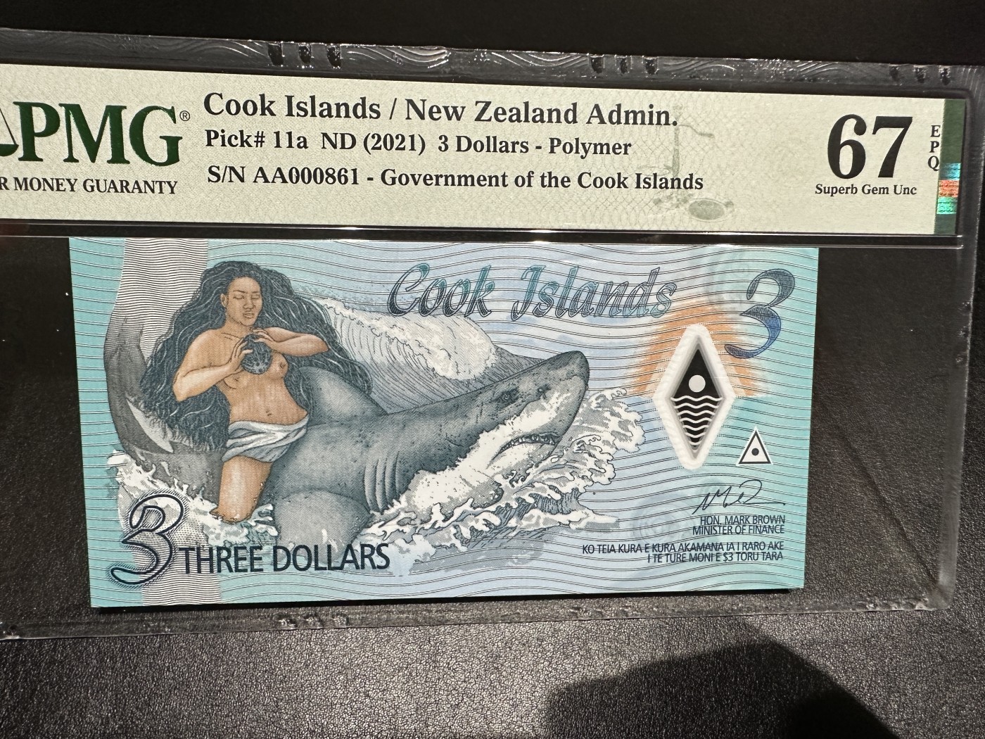 《外钞收藏家》第三百三十五期（连拍第二场） 2021年库克群岛3元 无47 PMG67 AA冠 百位号