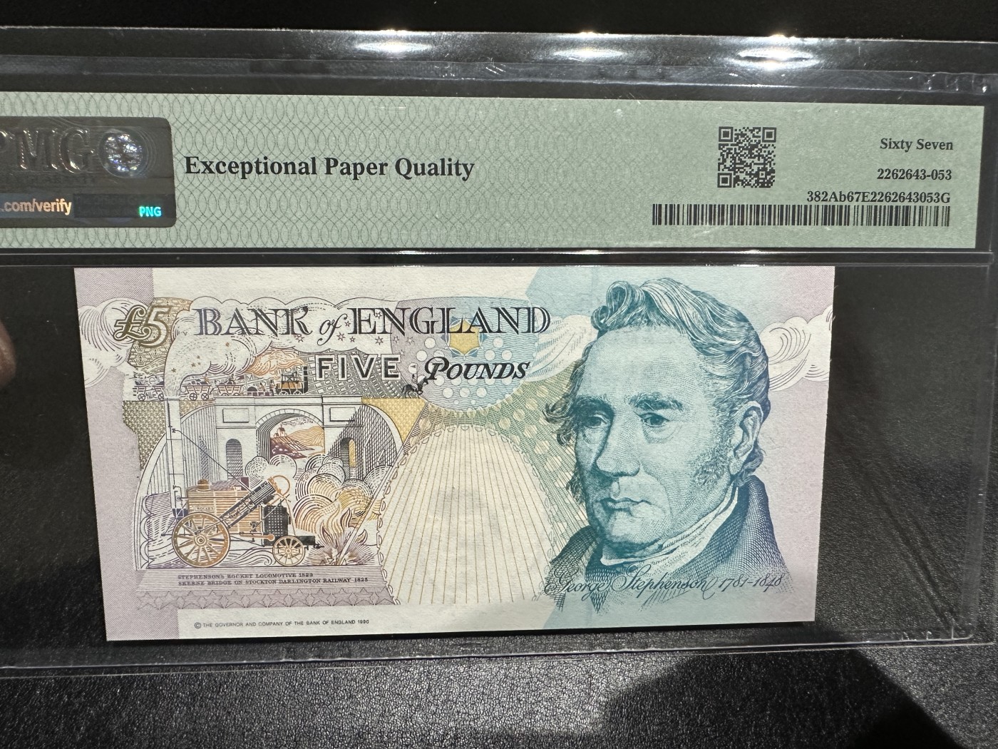 《外钞收藏家》第三百三十五期（连拍第二场） 1990年英国E序列5镑 无47 PMG67