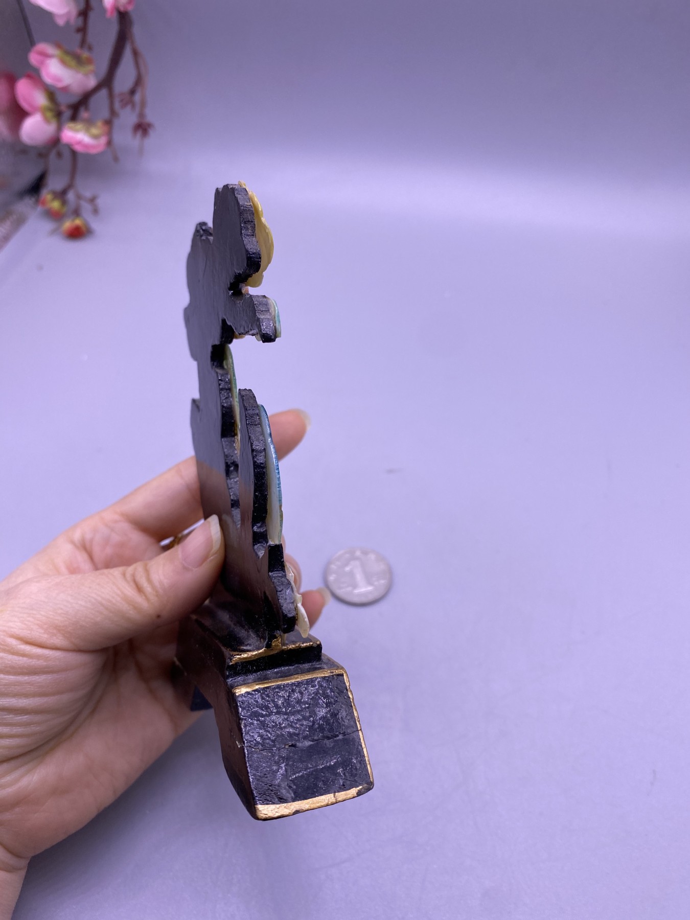 贝壳雕刻花鸟摆件，尺寸12.6厘米，品相如图，150包快递
