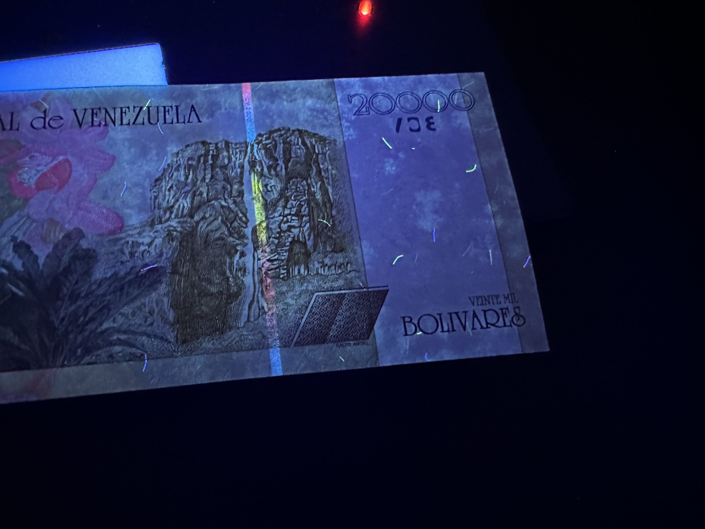 《外钞收藏家》第三百三十五期（连拍第二场） 1939年希腊50 全新+委内瑞拉2万UNC-有潮 两张一起 