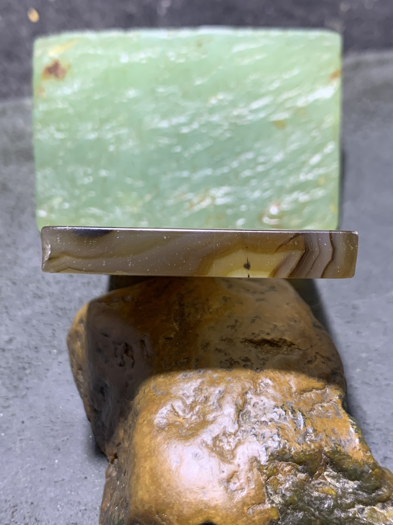亚光高玉化马达加斯加海洋玉髓牌子一个