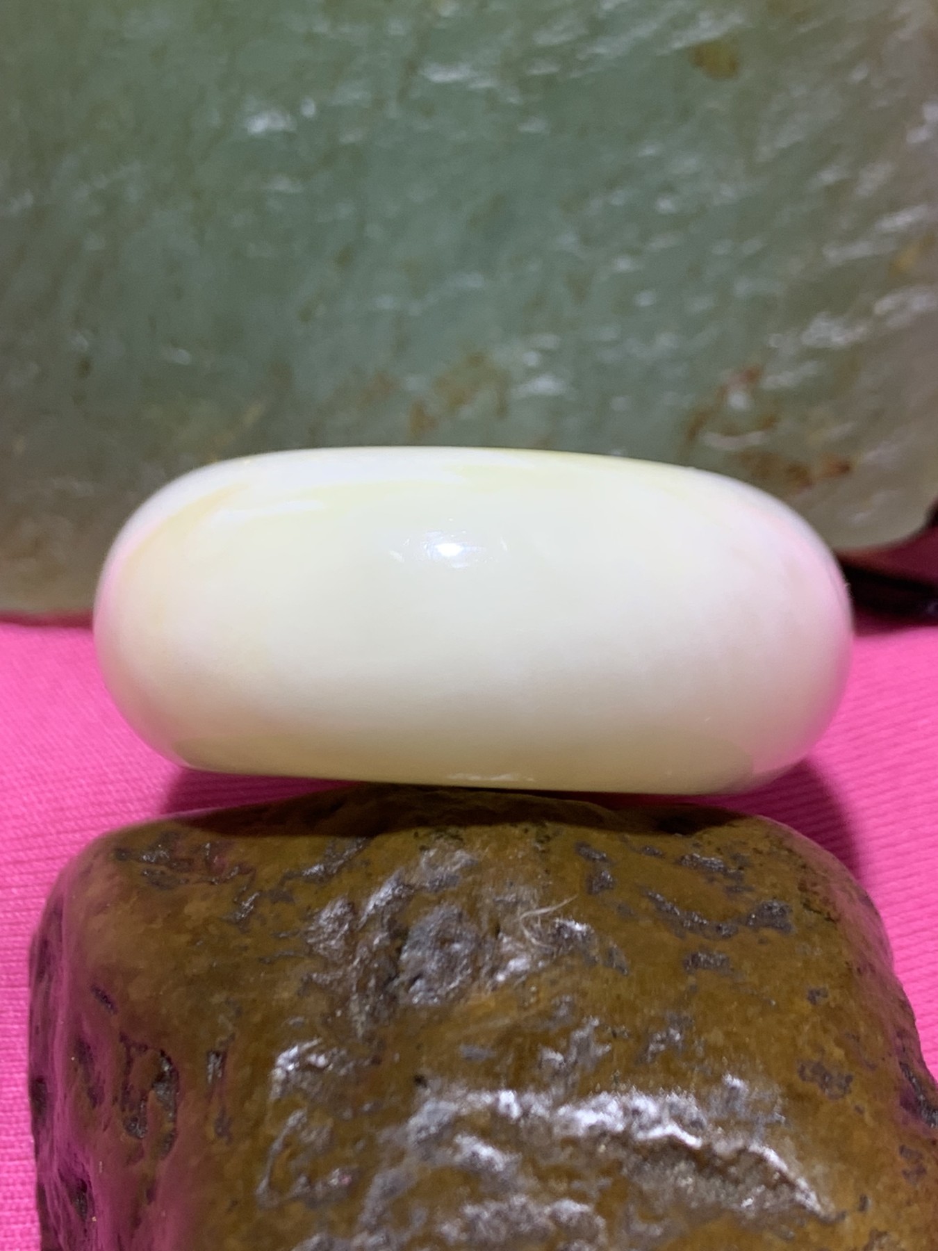 天然深海奶飘黄白贝化玉面包圈平安扣一个