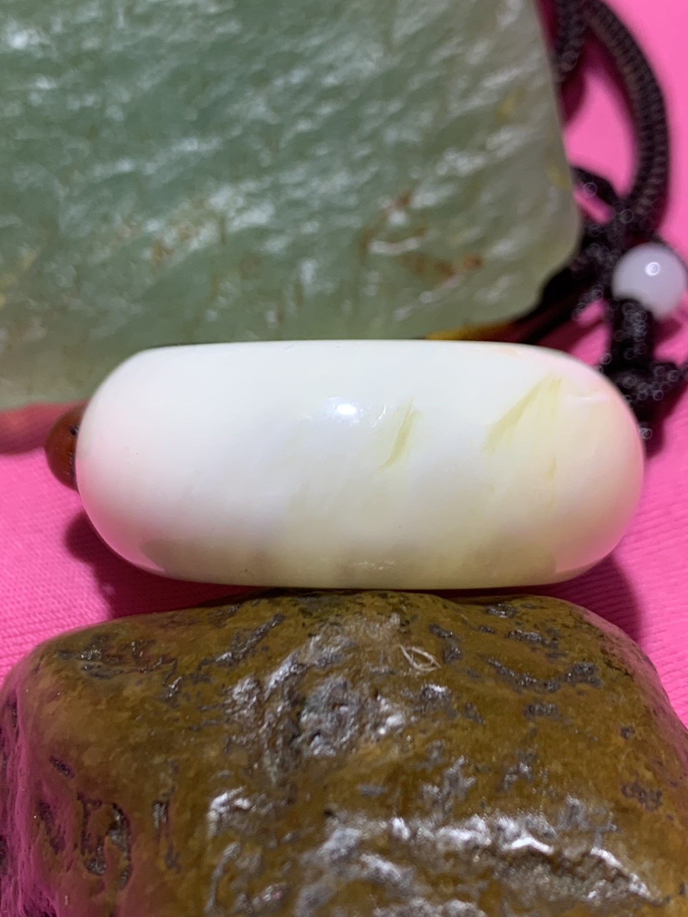 天然深海奶飘黄白贝化玉面包圈平安扣一个