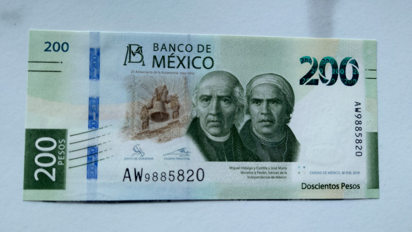 【世界钱币】精选微拍第90期暨2024年第一期 混合场 2019年墨西哥200比索 全新绝品无47